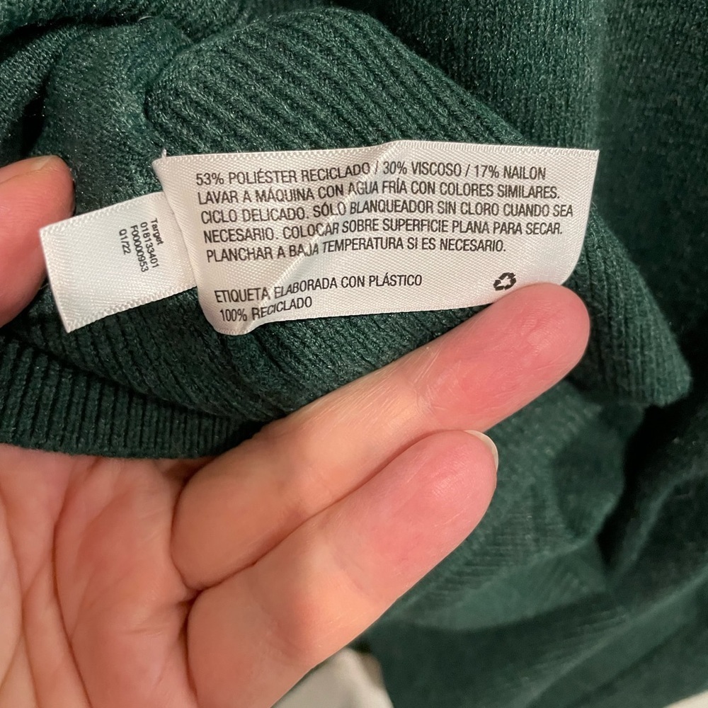 Green A New Day V neck lightweight sweater. Size XXL - Picture 4 of 5